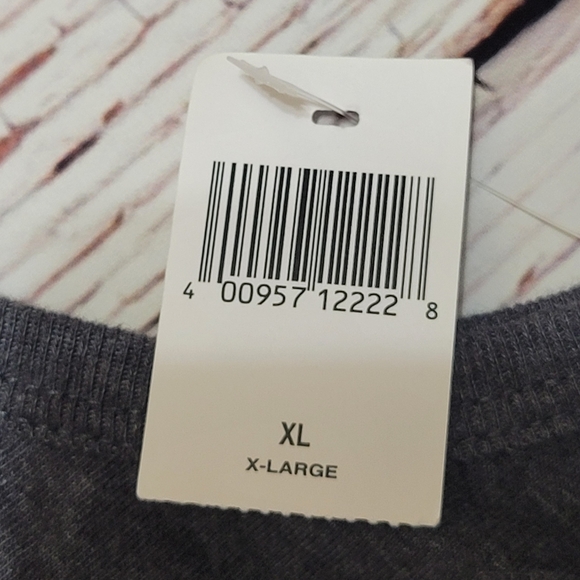 Boba Fett Disney Parks Exclusive T-Shirt - Picture 4 of 6